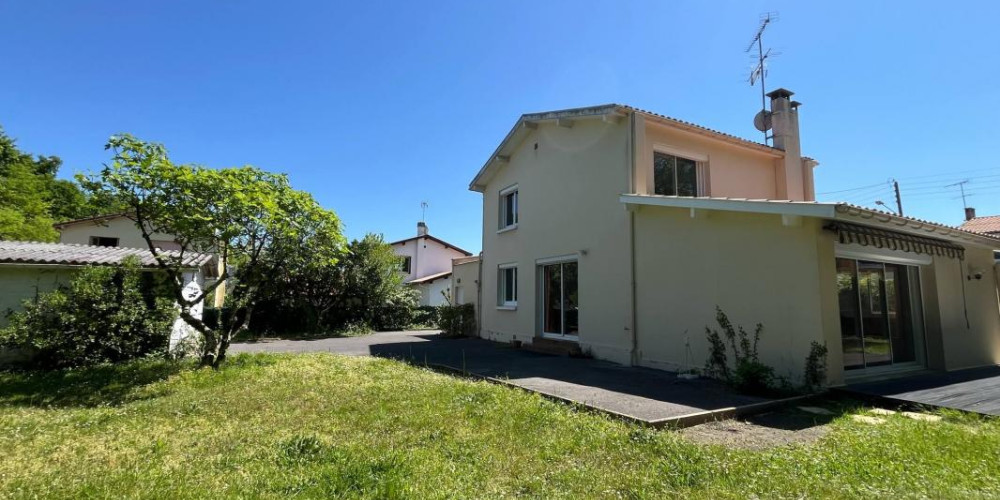 maison à DAX (40100)