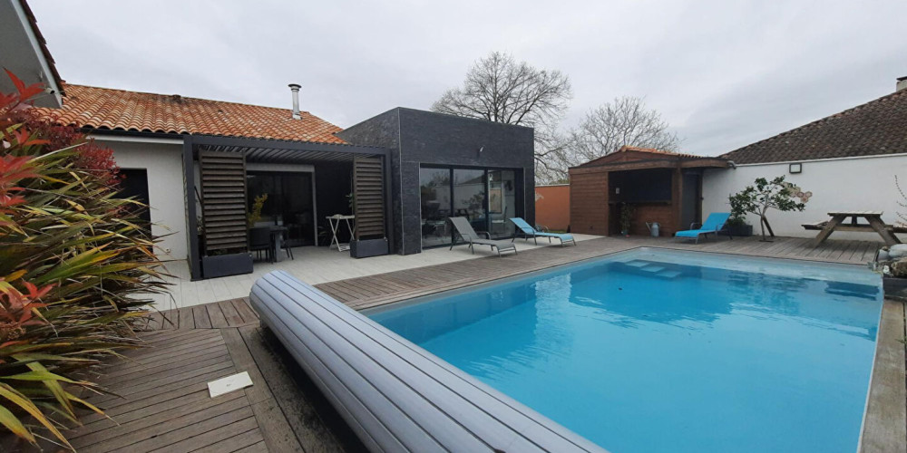 maison à ST GEOURS DE MAREMNE (40230)