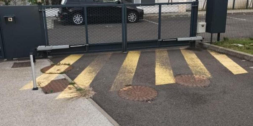 parking à DAX (40100)