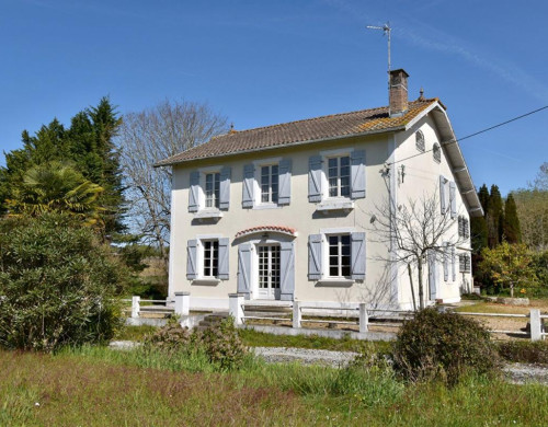 maison  ST MARTIN DE HINX