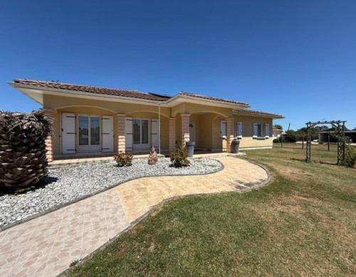 maison  YGOS ST SATURNIN