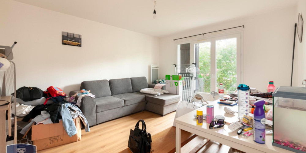 maison à ST PIERRE DU MONT (40280)