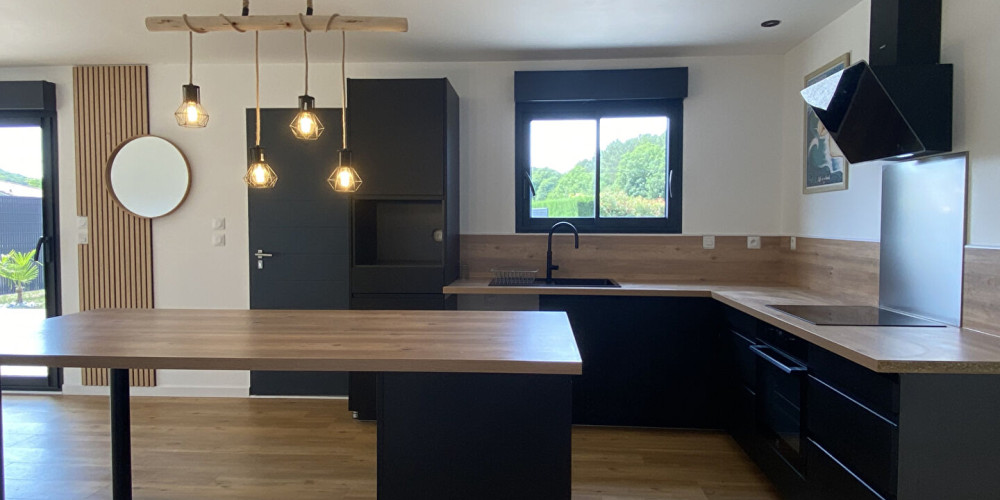 maison à ST JEAN DE LIER (40380)