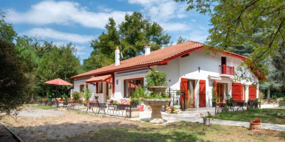 maison à ST AVIT (40090)