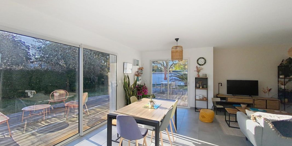 maison à AZUR (40140)