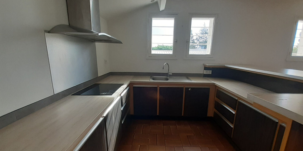 maison à SEYRESSE (40180)