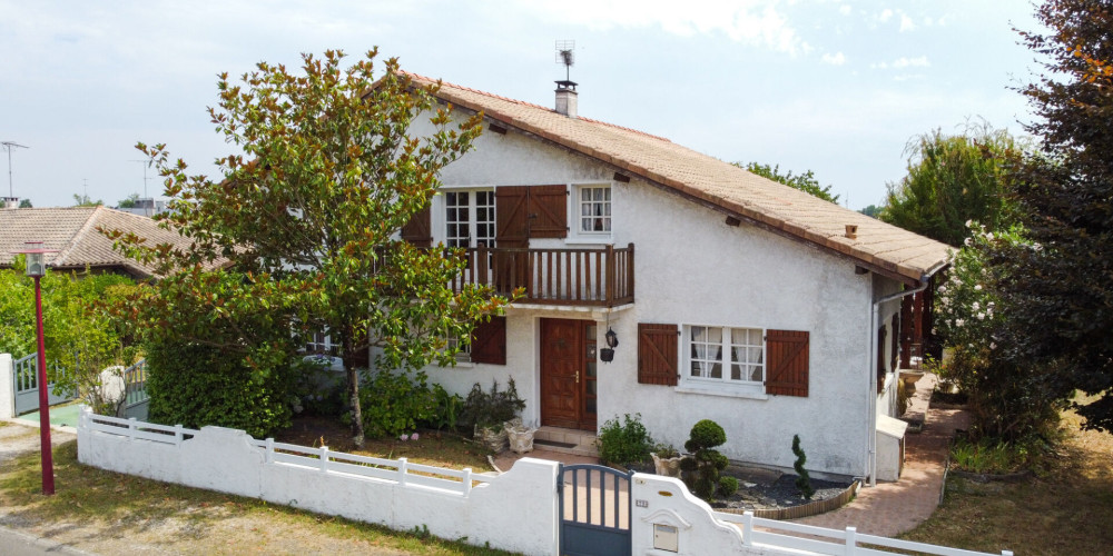 maison à PARENTIS EN BORN (40160)