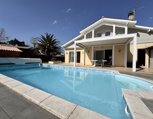 maison  VIEUX BOUCAU LES BAINS
