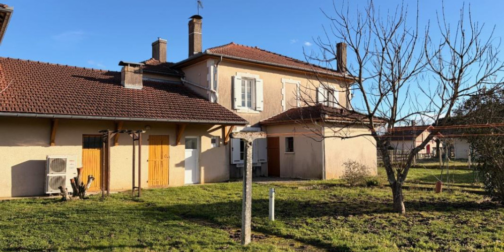 maison à YGOS ST SATURNIN (40110)