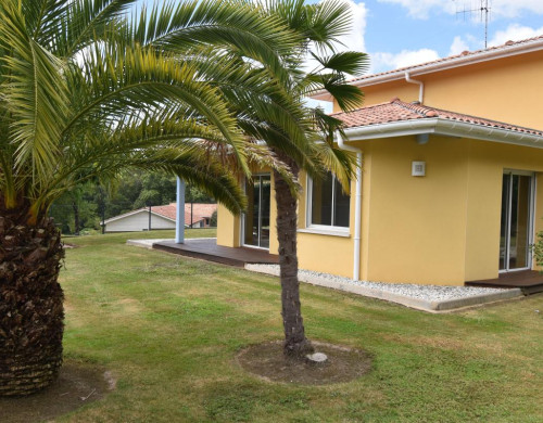 maison  ST MARTIN DE HINX