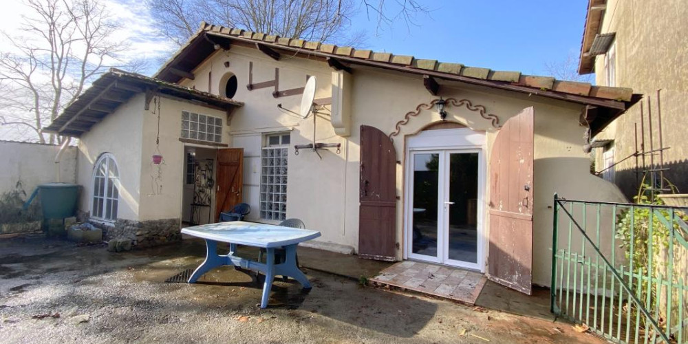 maison à POMAREZ (40360)