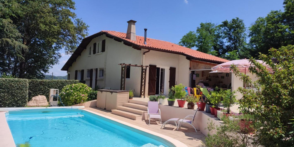 maison à BELUS (40300)