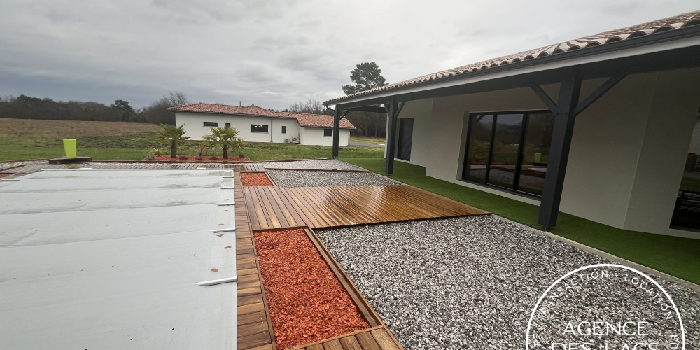 maison à ARENGOSSE (40110)