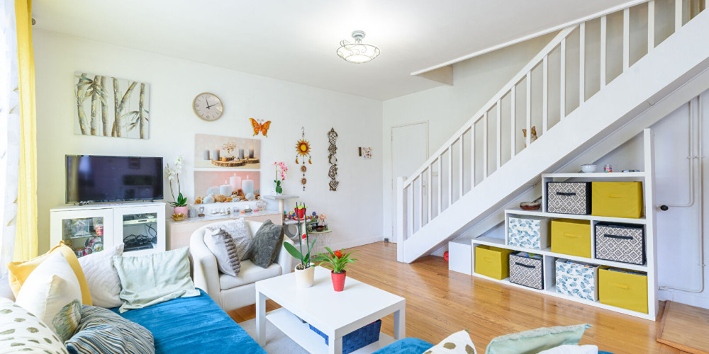 maison à ST PIERRE DU MONT (40280)