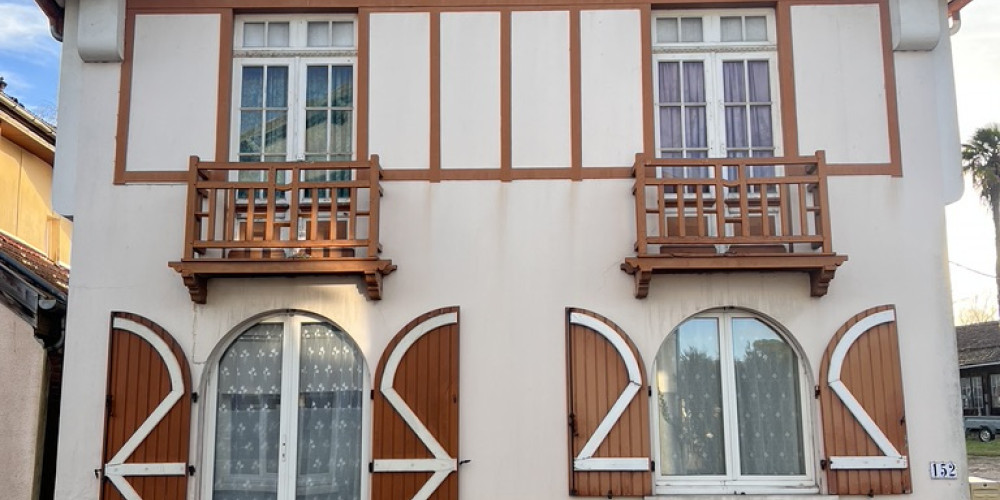 maison à ARENGOSSE (40110)