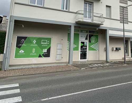 local commercial  AIRE SUR L ADOUR