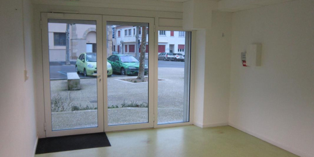 local commercial à TARTAS (40400)