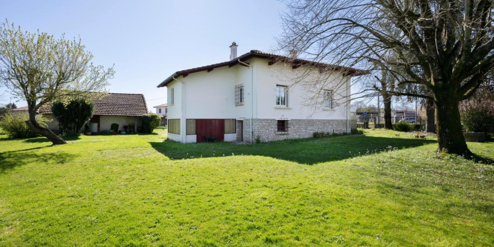 maison à AIRE SUR L ADOUR (40800)