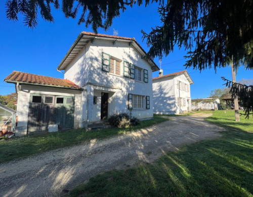 maison  ROQUEFORT