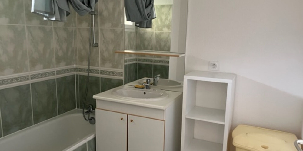 appartement à ANGRESSE (40150)