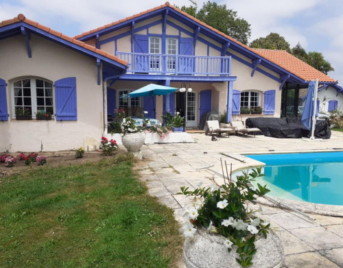 maison  ST MARTIN DE HINX