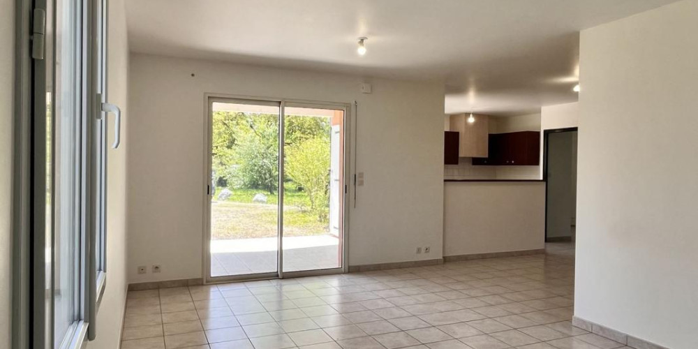 maison à LABATUT (40300)