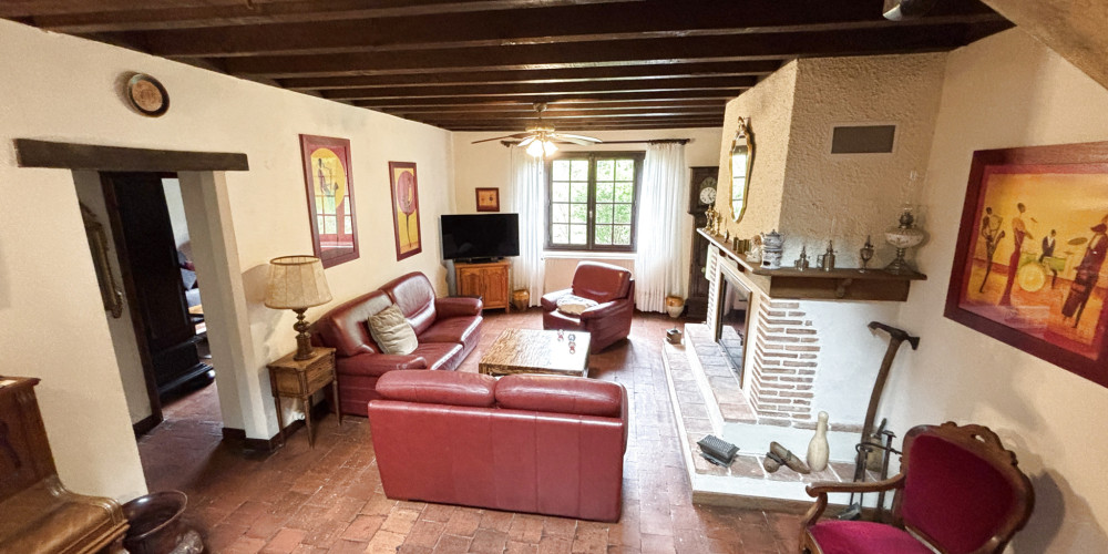 maison à VERT (40420)