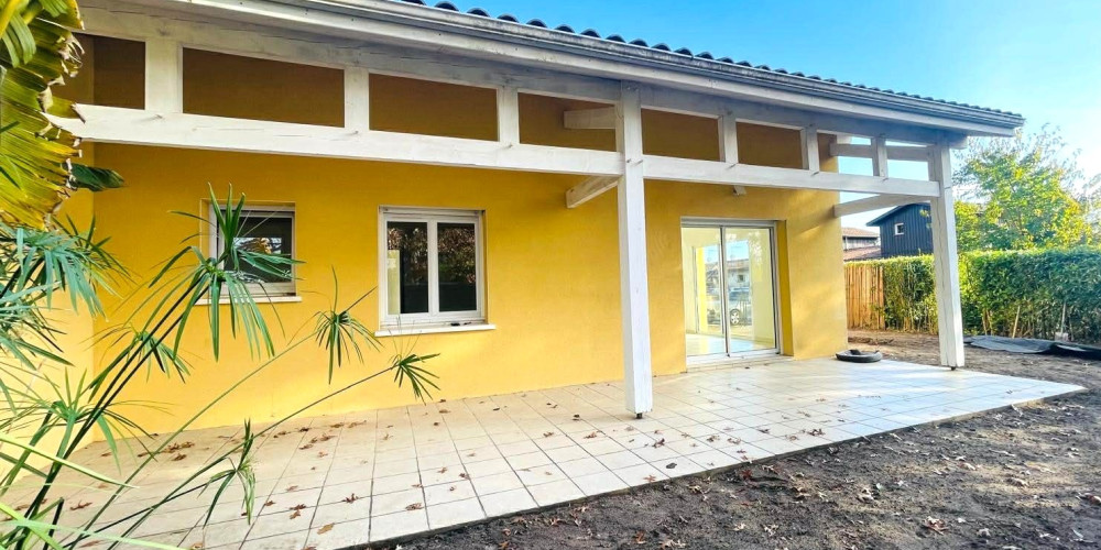 maison à SAUBION (40230)