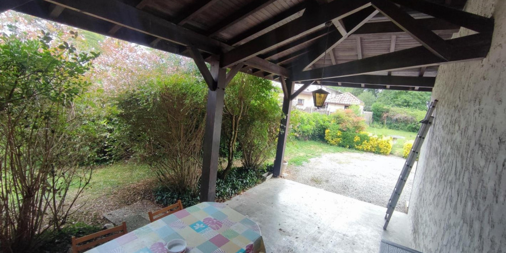 maison à LABATUT (40300)