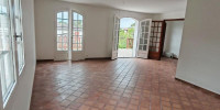 maison à ST PIERRE DU MONT (40280)