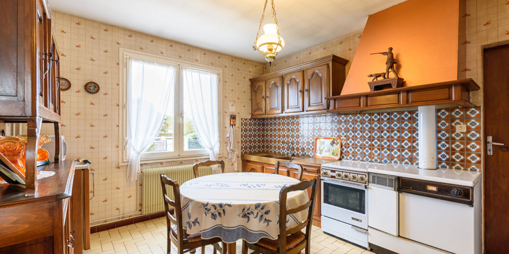 maison à AMOU (40330)