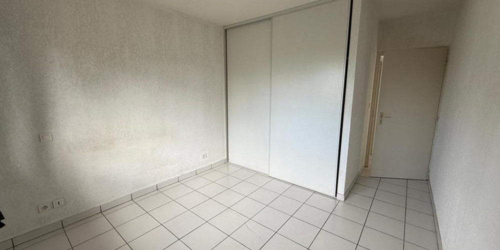 appartement à ST PIERRE DU MONT (40280)