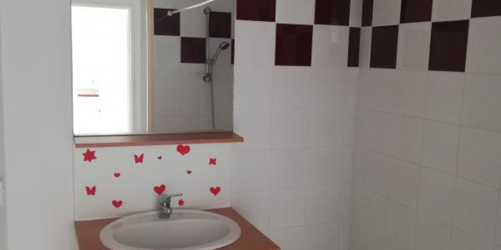 appartement à AIRE SUR L ADOUR (40800)