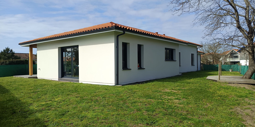 maison à BISCARROSSE (40600)