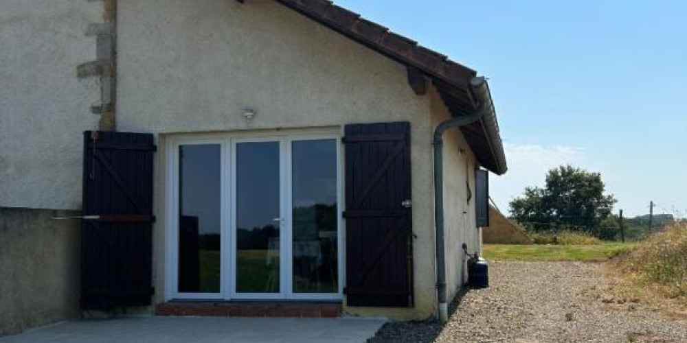 appartement à ST LOUBOUER (40320)