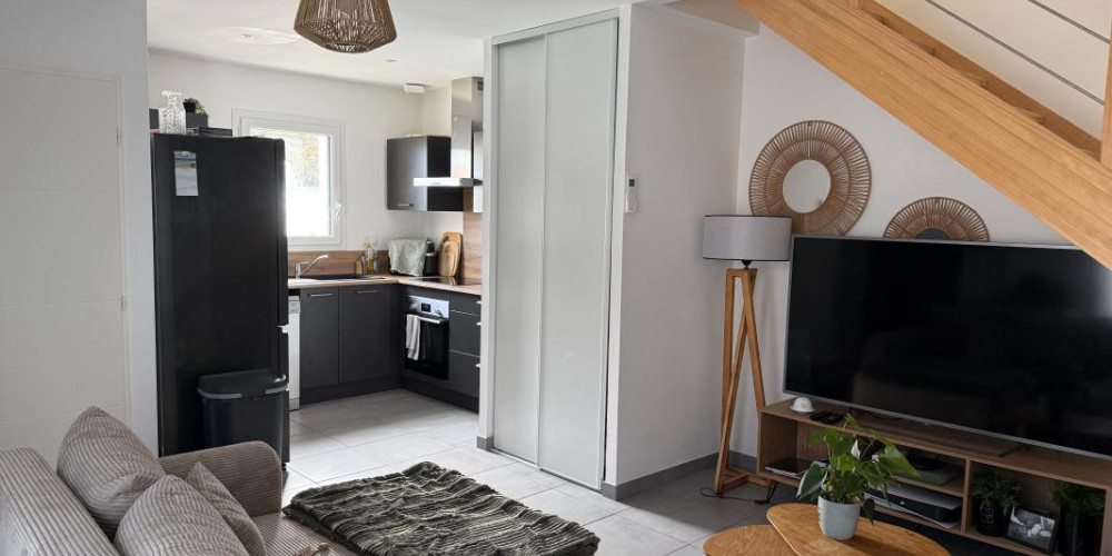 maison à ST PIERRE DU MONT (40280)