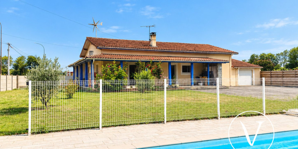 maison à HINX (40180)