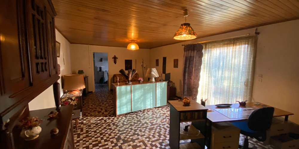 maison à COMMENSACQ (40210)