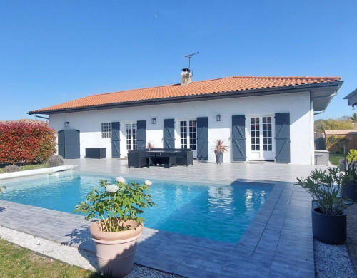 maison  SAUBRIGUES
