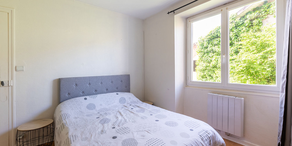 appartement à AMOU (40330)