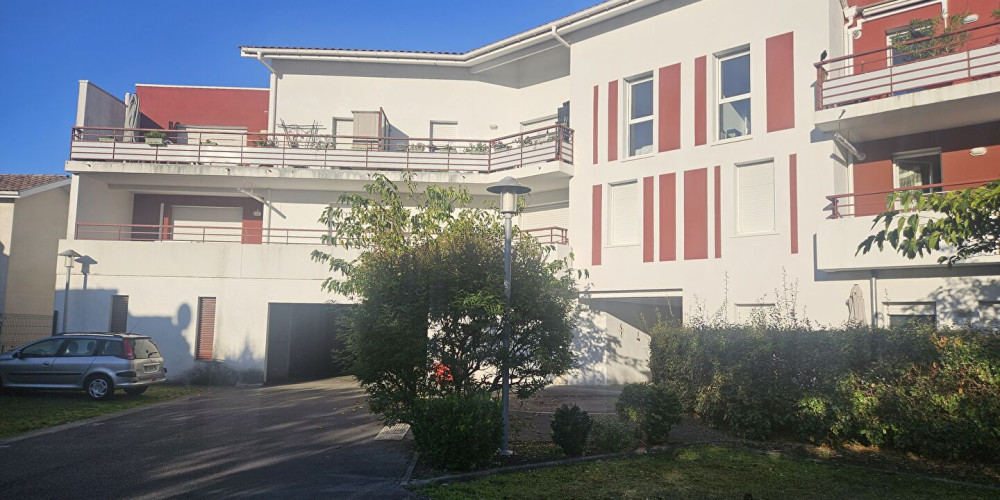 parking à BISCARROSSE (40600)