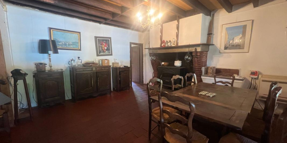 maison à LENCOUACQ (40120)