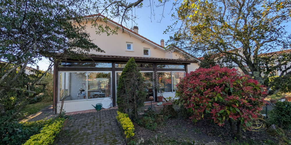 maison à MONT DE MARSAN (40000)