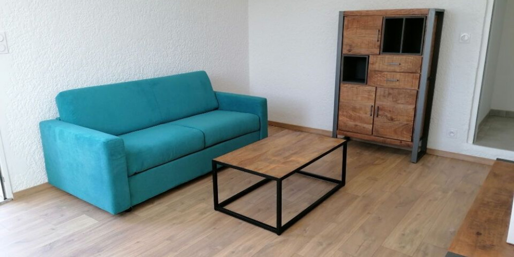 appartement à ST PIERRE DU MONT (40280)