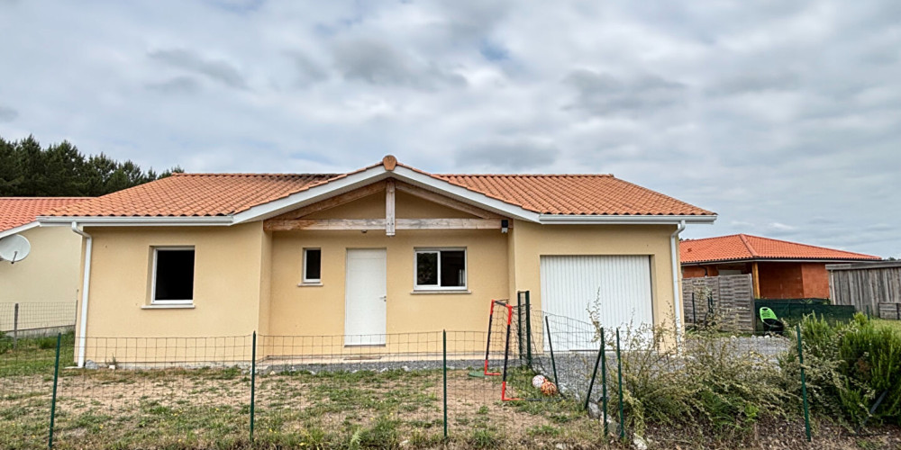 maison à PONTENX LES FORGES (40200)