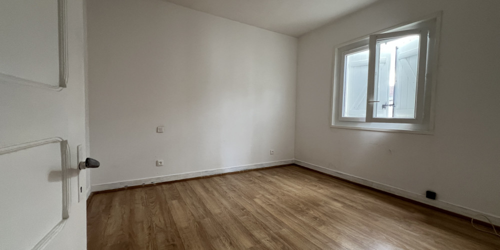 immeuble à SOUSTONS (40140)