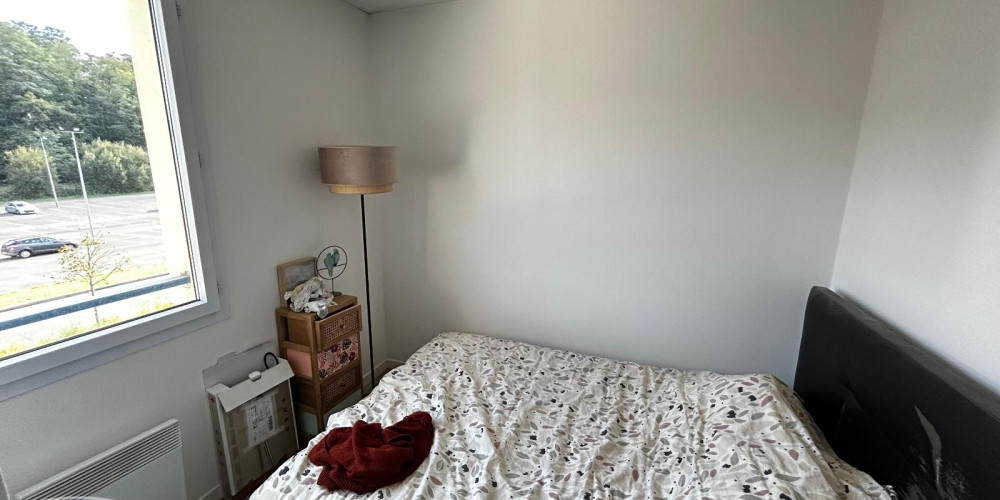 appartement à ST PIERRE DU MONT (40280)