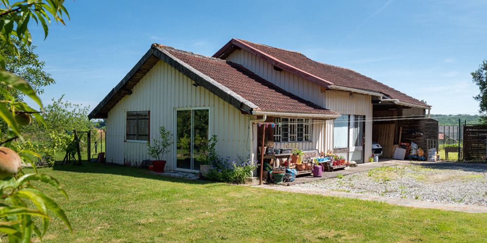 maison à AMOU (40330)