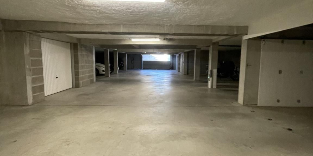 parking à ONDRES (40440)