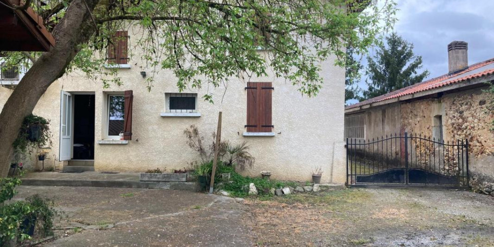maison à BASTENNES (40360)